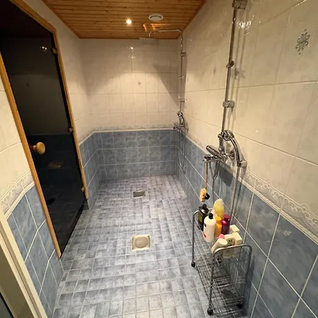 House With 4 Bedrooms Near Artic Circle